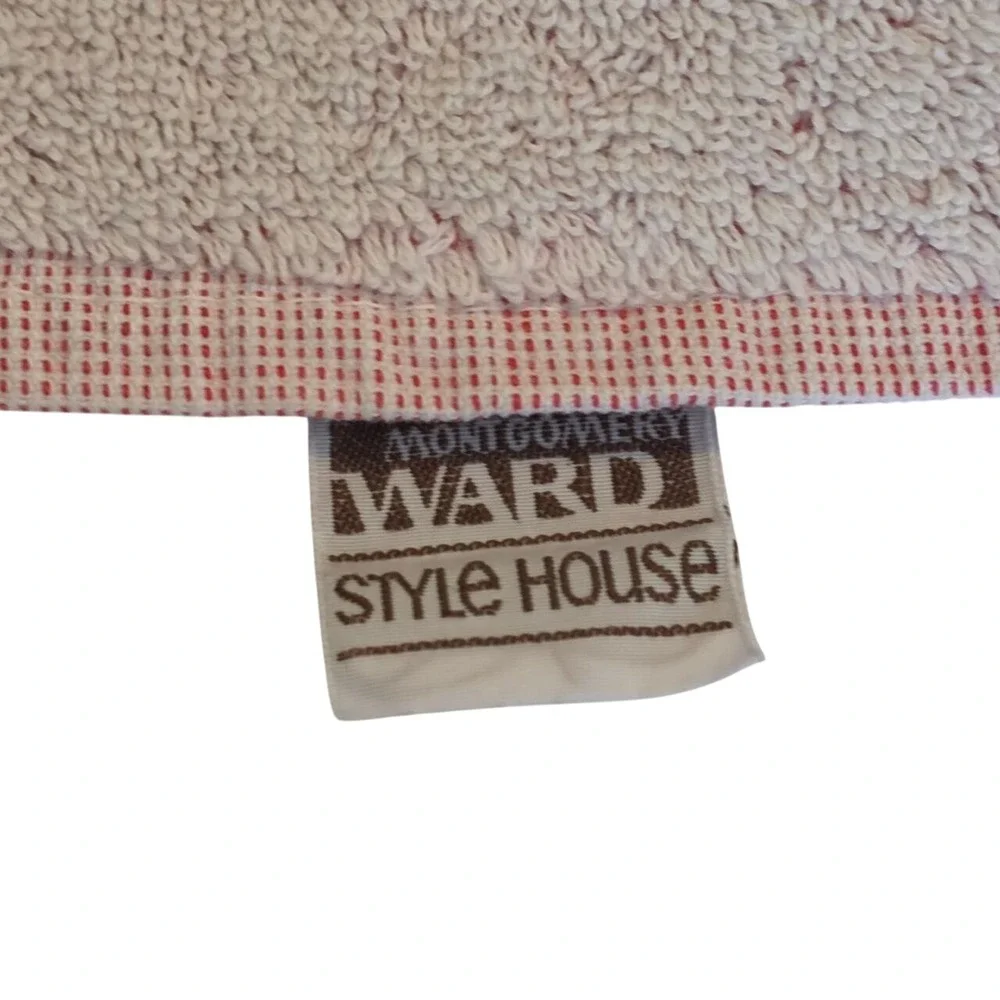 Montgomery Ward Style House Vintage Red White Geometric Towel Set 3pc 1960s/70s